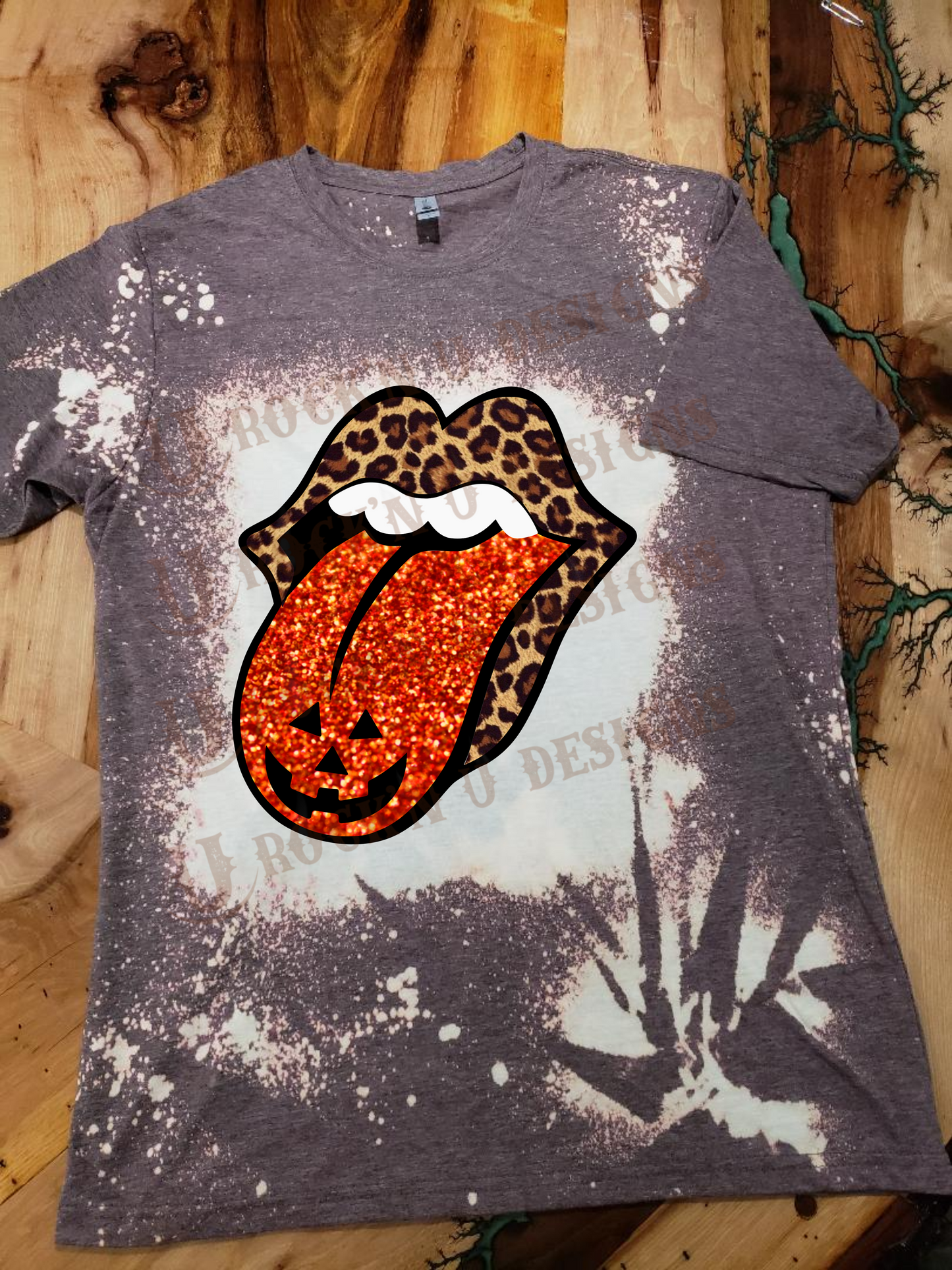Rock'n Roll glitter Pumpkin Mouth Custom Design Bleached T-Shirt