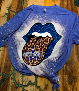 Unisex "Cowboys - Glitter Lips Leopard" Custom Bleached T-shirt
