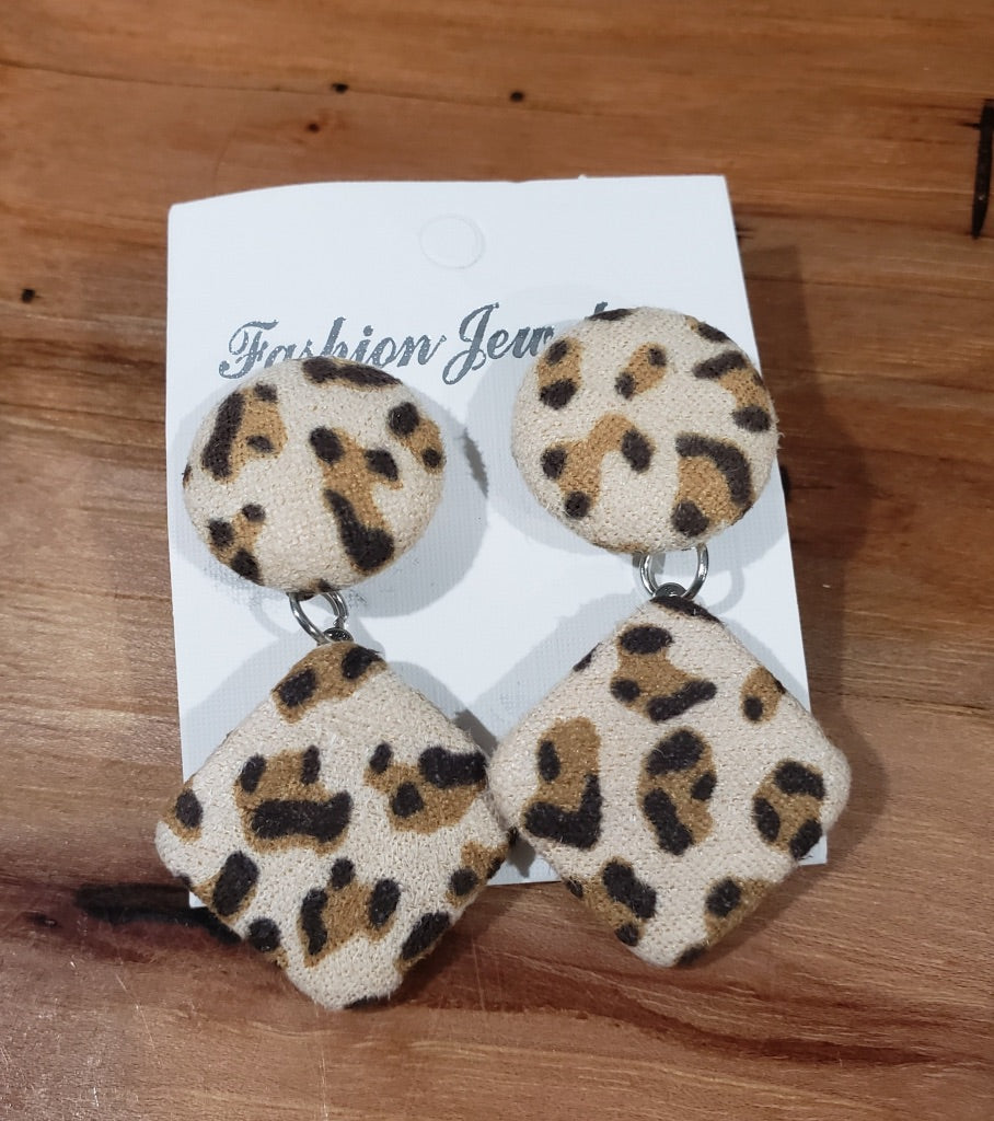 Fashion Leopard Earrings