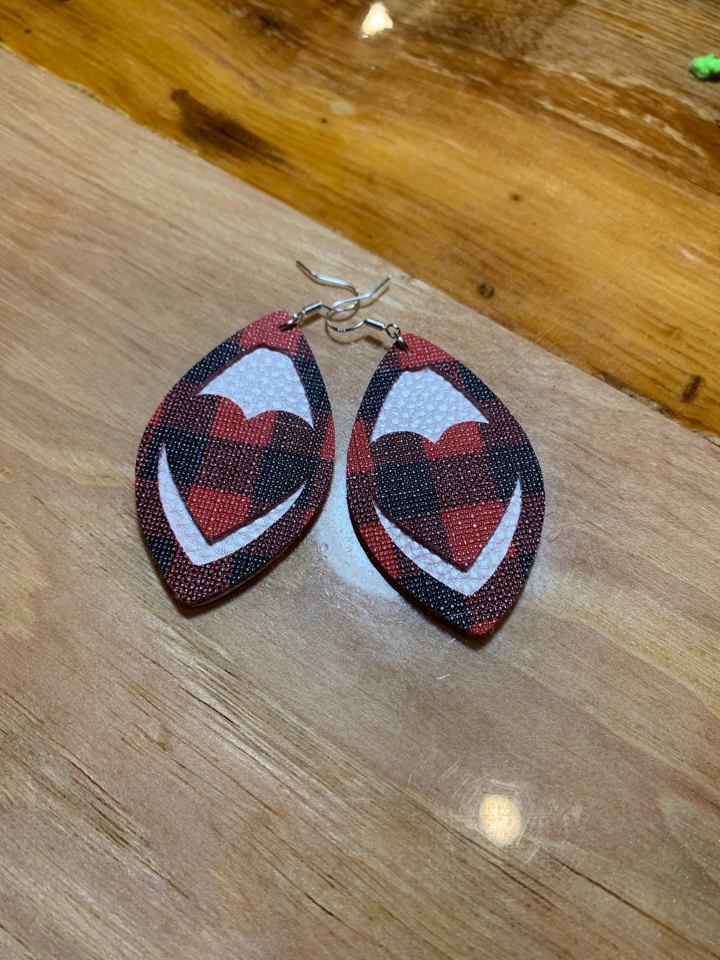 FAUX LEATHER BUFFALO PLAID FASHION EARRINGS "Burning love"