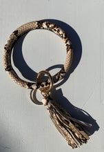 Load image into Gallery viewer, Snakeskin bracelet keychain